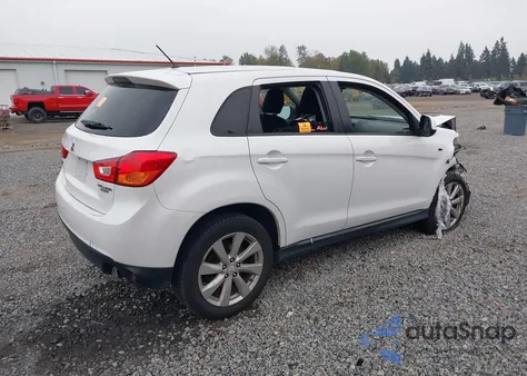 2014 Mitsubishi Outlander Sport Es z USA, uszkodzony, nr VIN 4A4AP3AU0EE027401
